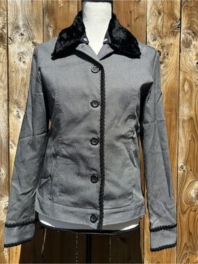 Vintage 90s mac & jac Gray Jean Jacket with Black Faux Fur Collar